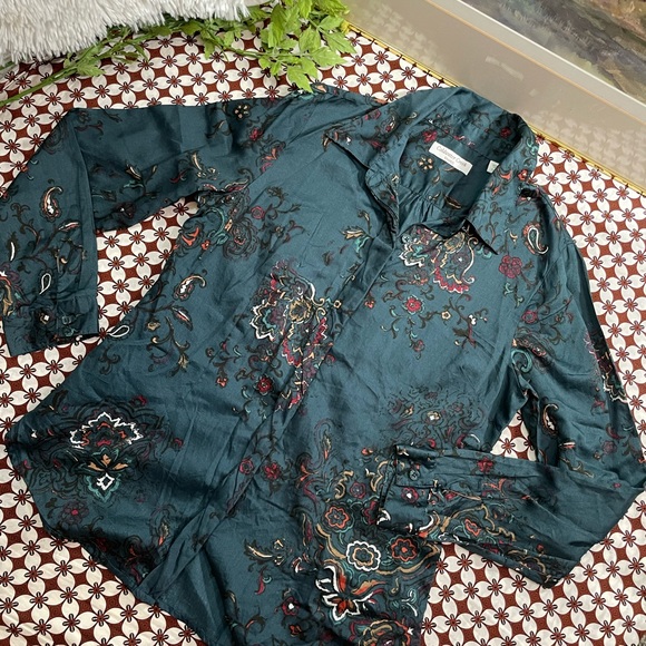 Cold Water Creek Button Down shirt - Picture 6 of 12